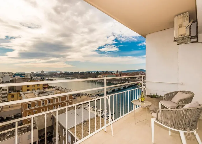 Urban Luxury Apartman *